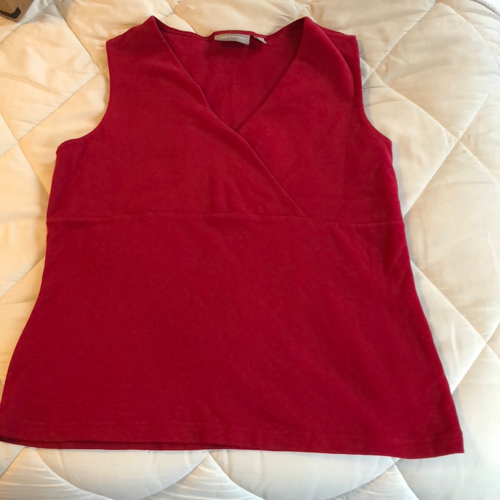 Croft and Barrow v neck tank size L